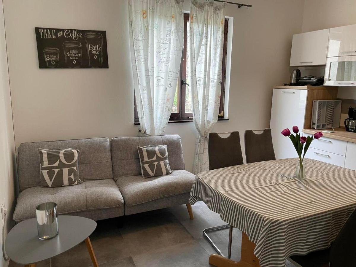 Apartment Greta Labin  Bagian luar foto