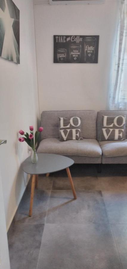 Apartment Greta Labin  Bagian luar foto